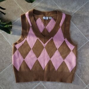 NWOT Pink & Tan Diamond Patterned Sweater Vest